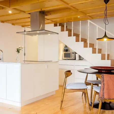 Apartamento Invicta Courtyard *