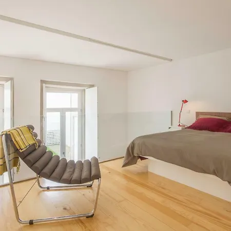 Apartment Invicta Courtyard Porto