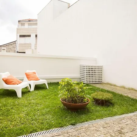 Apartment Invicta Courtyard Porto